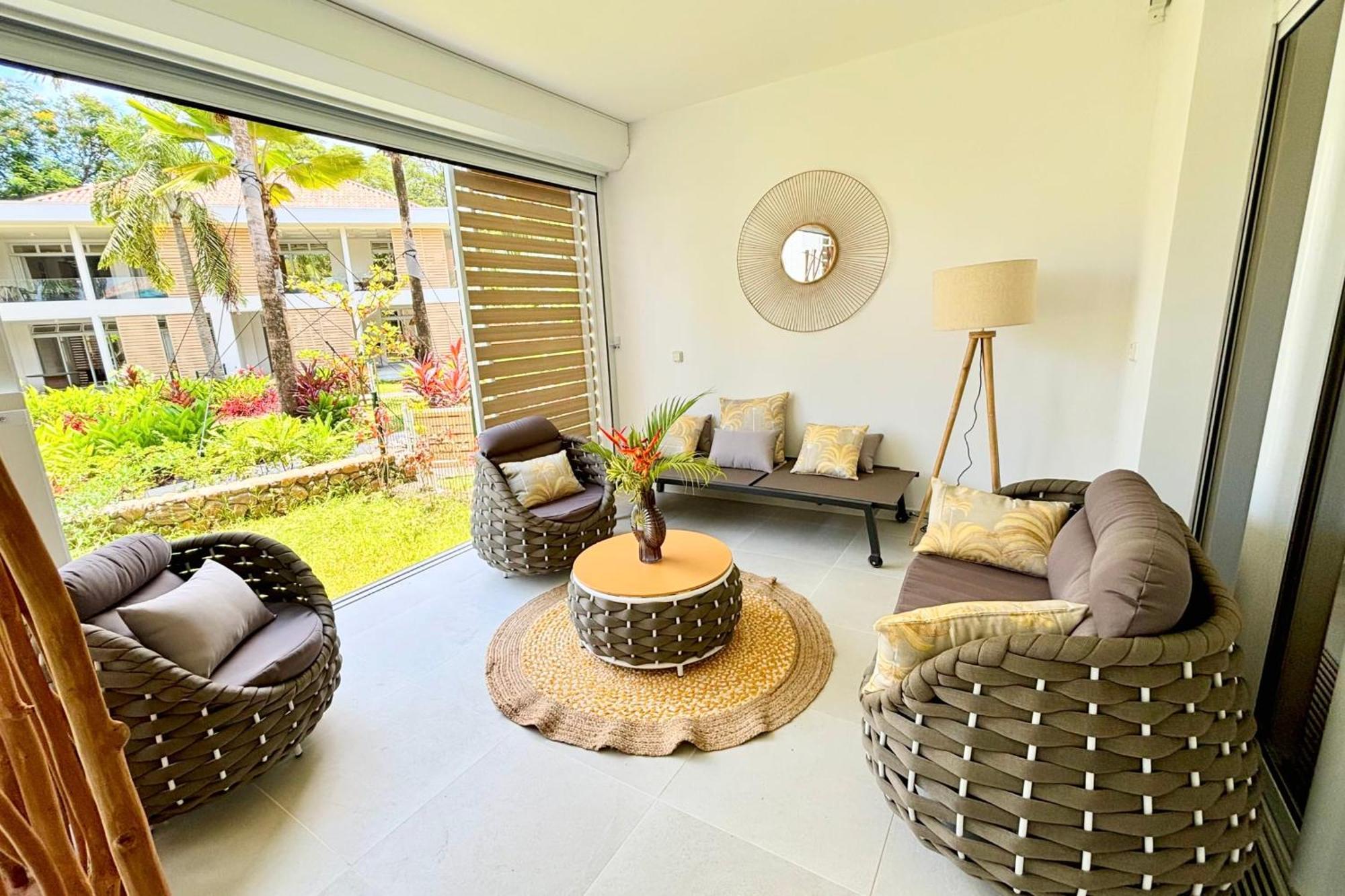 Gaia Lodge Seaside Paea Exterior foto