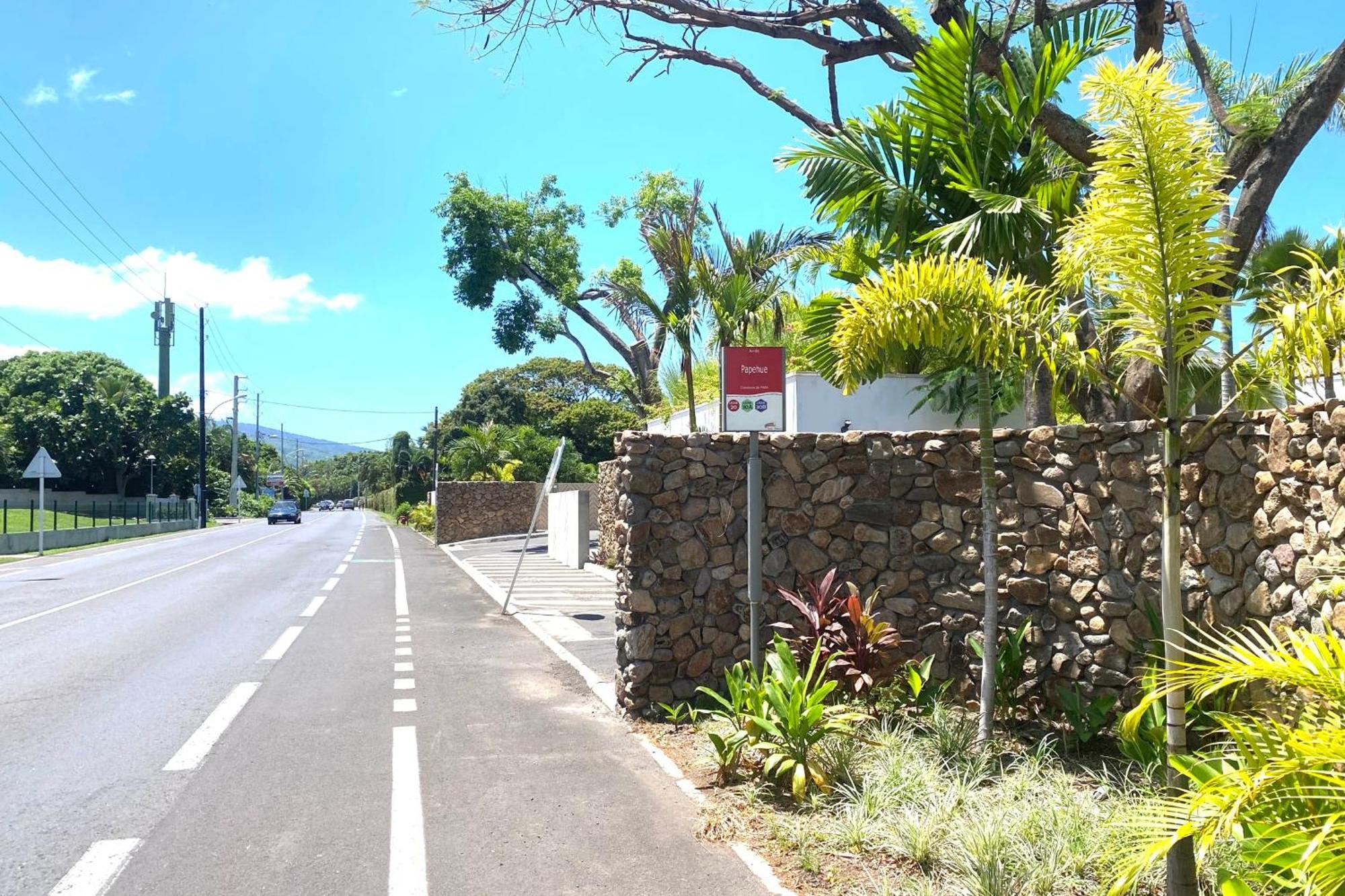 Gaia Lodge Seaside Paea Exterior foto